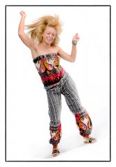 Dansend Model in fotostudio.jpg